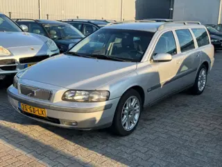 Volvo V70 2.4 Comfort Line Airco Youngtimer APK 02-2027