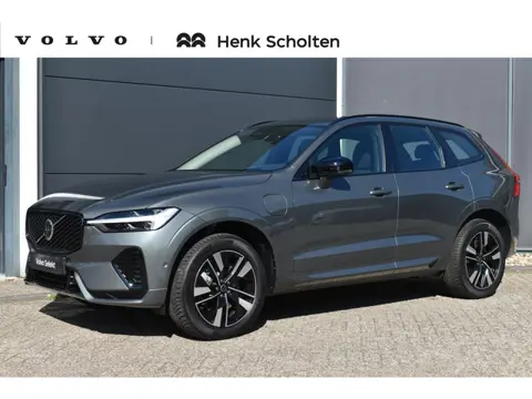 Volvo XC60 T6 Plug-in hybrid AWD Plus Dark | Panoramadak | Trekhaak | Head up display | 360 graden c