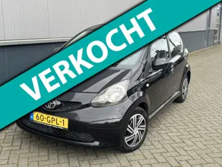 Toyota Aygo 1.0-12V + Airco Carplay Nieuwe apk NAP