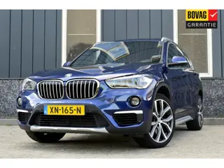 BMW X1 sDrive20i Orange Edition III Rijklaarprijs-Garantie Panorama dak Leder Navigatie Led Camera N