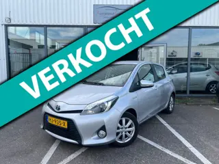 Toyota Yaris 1.5 Full Hybrid Aspiration CARPLAY | CAMERA | CRUISE | LED | CLIMA | ONDERHOUDEN | NAP 