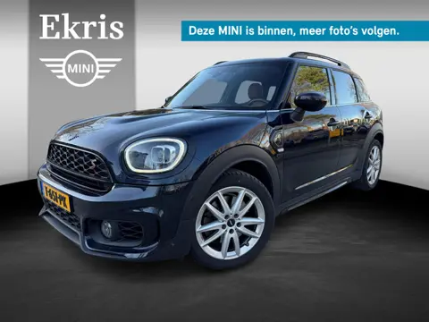 MINI Countryman S Rockingham GT | 19" LM JCW Circuit Spoke two-tone | Trekhaak | Glazen panoramadak 