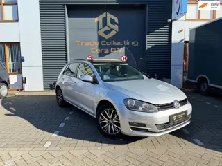 Volkswagen Golf 1.2 TSI Connected Series Automaat-Carplay-Pano-Stoelv