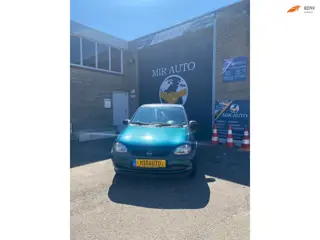 Opel Corsa 1.2i-16V Strada AUTOMAAT
