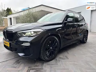 BMW X5 XDrive45e Carbon zwart M-pakket PANORAMA 394 pk