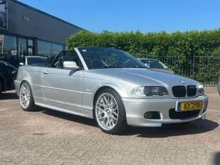 BMW 3-serie Cabrio 330Ci M-Pakket # Harman / Kardon # Liefhebbers auto!