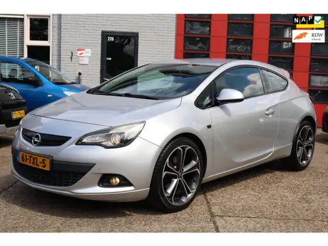 Opel Astra GTC 1.4 Turbo Sport ,Airco , Pdc , 20 INCH