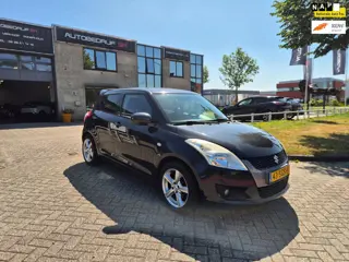 Suzuki Swift 1.2 Exclusive EASSS Cruise! Airco! Stoelverwarming! Keyless Go! Nap! 5 Deurs! NL Auto!