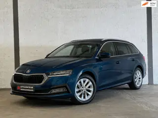 Skoda Octavia Combi 1.0 TSI Sport Business Navi|Camera|LED|Carplay|Dealer Onderhouden !!