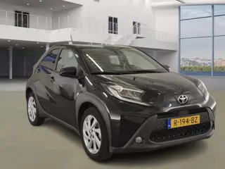 Toyota Aygo X 1.0 VVT-i S-CVT First AUT! 1e Eig, NL auto! Camera! Carplay! VERWACHT!!