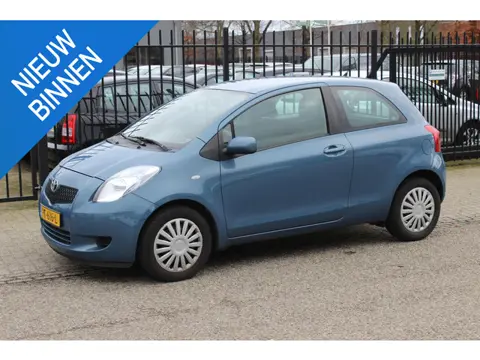 Toyota Yaris 1.3 VVTi Terra, Airco!
