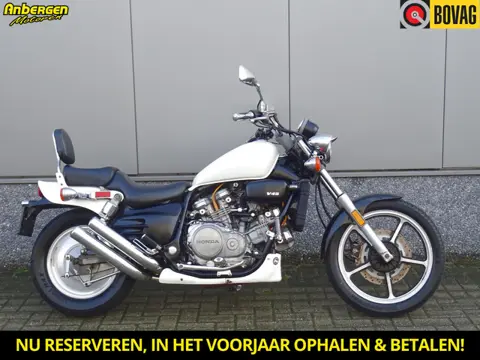 Honda VF 750 F SUPER MAGNA (bj 1990)