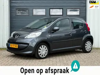 Peugeot 107 1.0-12V XS 5-deurs AUTOMAAT / AIRCO / NAP