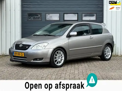 Toyota Corolla 1.8 VVTL-i T-Sport CARPLAY / CLIMA / NAP