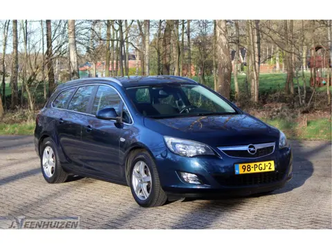 Opel Astra Sports Tourer 1.4 Turbo Sport | 2011 | Cruise | Nwe APK!
