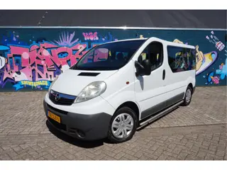 Opel Vivaro Combi 2.0i L1H1 9 persoons (bj 2009)