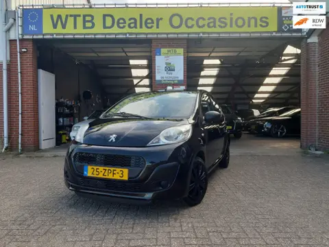 Peugeot 107 1.0 Access Accent, 5-deurs, Airco, Bluetooth con, Radio CD, 2e Eigenaar, Dealer onderh.