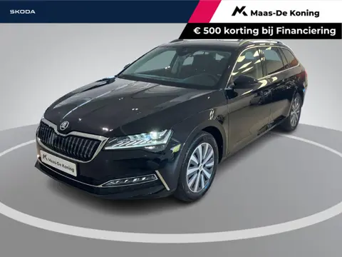 Skoda Superb Combi 1.4TSIiV 160kW/218PK Business Edition Plus · Navigatie · Trekhaak · Camera + Park
