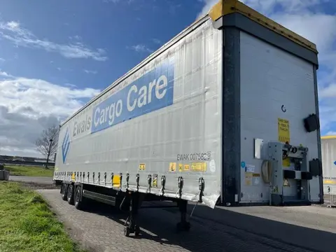 Schmitz Cargobull 2017 XLS P400 MEGA HUPAC CURTAINSIDER