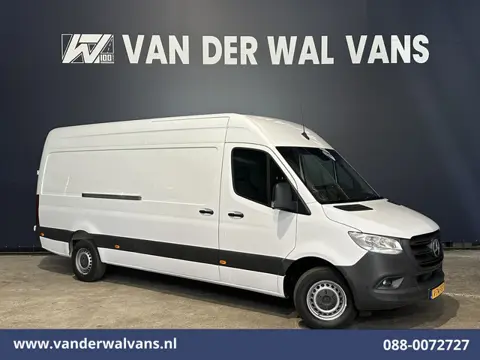 Mercedes-Benz Sprinter 317 CDI 170pk L3H2 Euro6 Airco | Camera | Navigatie | Apple Carplay | Cruisec