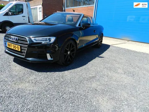 Audi A3 CABRIOLET 1.5 TFSI CoD Design Pro Line Plus