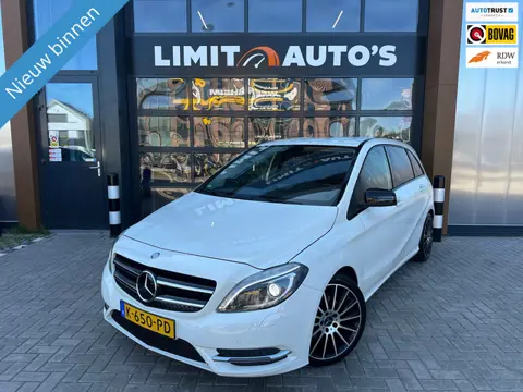 Mercedes-Benz B-klasse 180 Ambition Airco/Navi/Xenon/Pdc.v+a/Cruise/6bak/Lmv/Apk