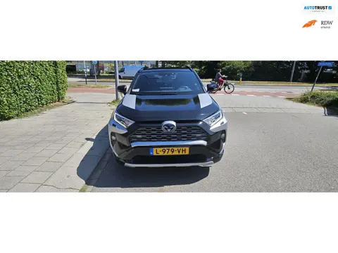 Toyota RAV4 2.5 Hybrid Bi-Tone Camera Cruise PDC LMV Nette Auto Dealer Onderhouden