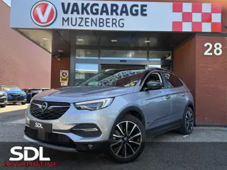 Opel Grandland X 1.6 Turbo Hybrid4 Ultimate // TREKHAAK // NAVI // ADAPTIVE CRUISE // CLIMA // CAMER