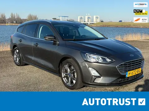 Ford Focus Wagon 1.0 EcoBoost Titanium Business/Aut/Clima/NL/Keyless