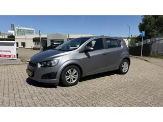 Chevrolet Aveo 1.4 LT Automaat 5 drs I Airco I TEKST LEZEN!