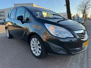 Opel Meriva 1.4 Turbo 120pk Cosmo Airco,Navigatie,Zwart Leder