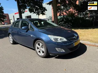 Opel Astra 1.6 Edition apk airco
