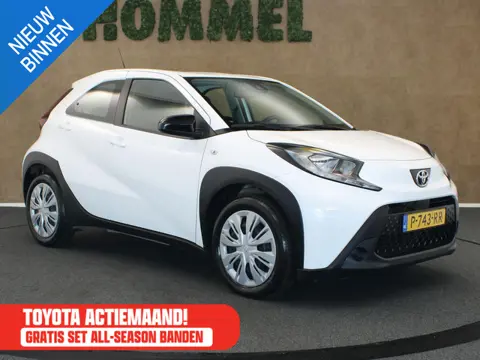 Toyota Aygo X 1.0 VVT-i MT Play - ORIGINEEL NEDERLANDSE AUTO - AIRCO - ACHTERUITRIJCAMERA - APLLE CA