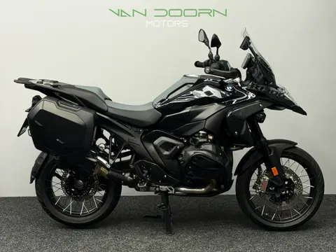 BMW R 1300 GS | Triple Black | BTW | Remus | Koffers | Full option | 2026
