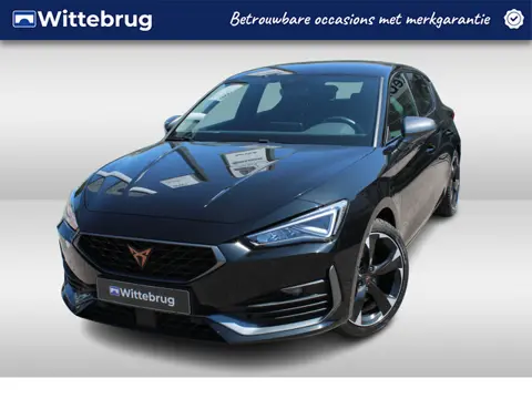 CUPRA Leon 1.4 e-Hybrid 204pk Performance DSG Automaat / Navigatie / Kuipstoelen / Verwarmbaar stuur
