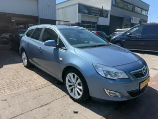 Opel Astra Sports Tourer 1.4 Turbo Cosmo