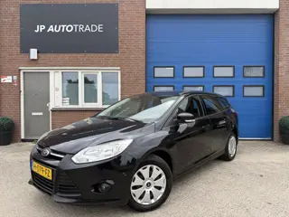 Ford Focus Wagon 1.0 EcoBoost Trend | Distributie v.v | PDC | Clima