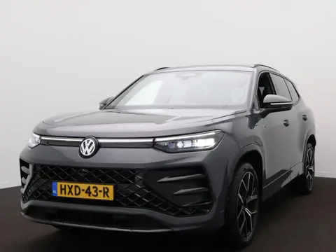 Volkswagen Tayron 1.5 eHybrid R-Line Edition | Panodak | 360 Camera | Zwenkbare trekhaak | Massagest