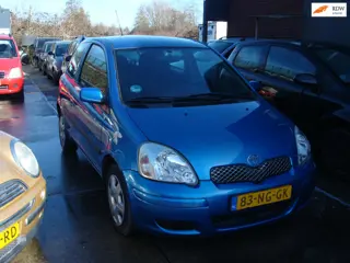 Toyota Yaris 1.0 VVT-i Sol st bekr airco elek pak nap apk