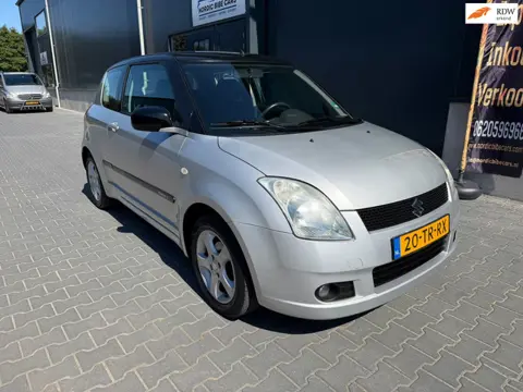 Suzuki Swift 1.3 Exclusive