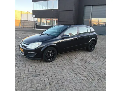 Opel Astra 1.8 Business Automaat