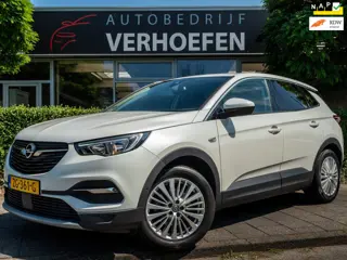 Opel Grandland X 1.2 Turbo Business Executive | AUTOMAAT | APPLE CARPLAY | TREKHAAK | VOLLEDIG ONDER