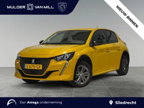 Peugeot e-208 Allure Pack EV 3-FASEN 50kWh 136pk | STOELVERW. | i-COCKPIT® | 180° CAMERA |  APPLE CA