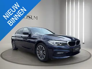 BMW 5-serie 530 e iPerformance | Leder | Sportstoelen | Sfeer | Camera | Parksenors V+A | 18" |