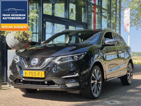 Nissan Qashqai 1.3 DIG-T Tekna + AUTOMAAT | Panoramadak | Trekhaak | Leer | Navigatie | Cruise Contr