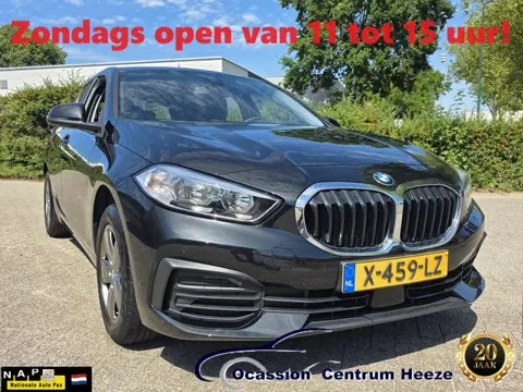 BMW 1-serie 118i AUT! Camera! Carplay! Climatronic! VAN/VOOR WEKEN!!