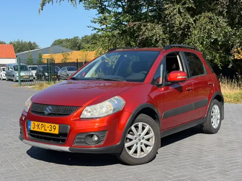 Suzuki SX4 1.6 Executive/Clima/Keyless/LMV/NAP