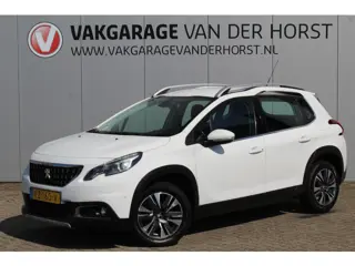 Peugeot 2008 1.2-110pk PureTech Allure. Hoogzitter met weinig km's ! Trekhaak, Climate Controle, Cru
