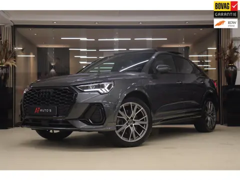 Audi Q3 Sportback 45 TFSI e S Edition 3X S-Line /PANO/KEYLES/STOELV/BOMVOL