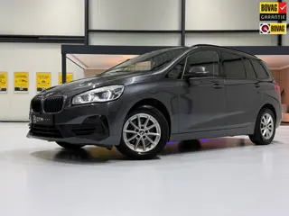 BMW 2-serie Gran Tourer 218i Automaat | Trekhaak | Navigatie | LED | Achteruitrijcamera